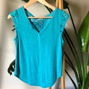 NEW 💠 Lace Embellished Tee